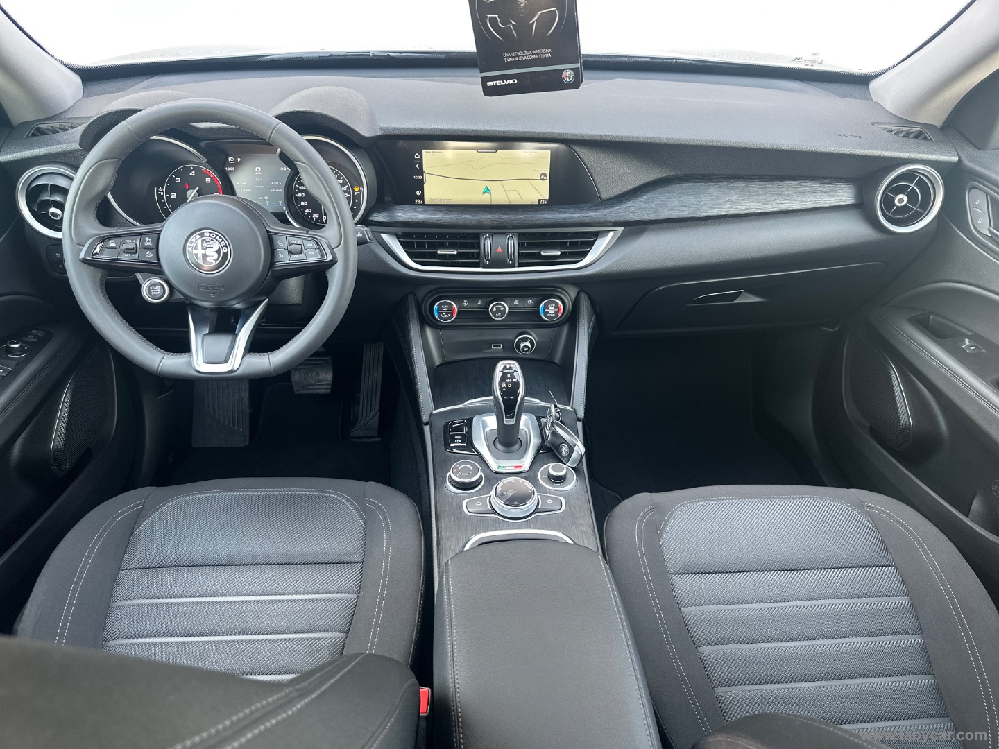 Stelvio 2.2 T.diesel 190 CV AT8 Q4 Bus. - immagine 7