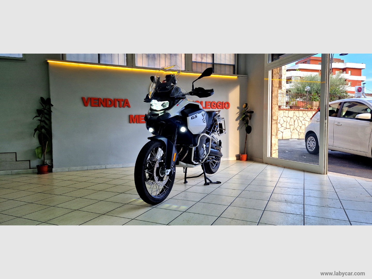 F 900 GS ADVENTURE - immagine 7