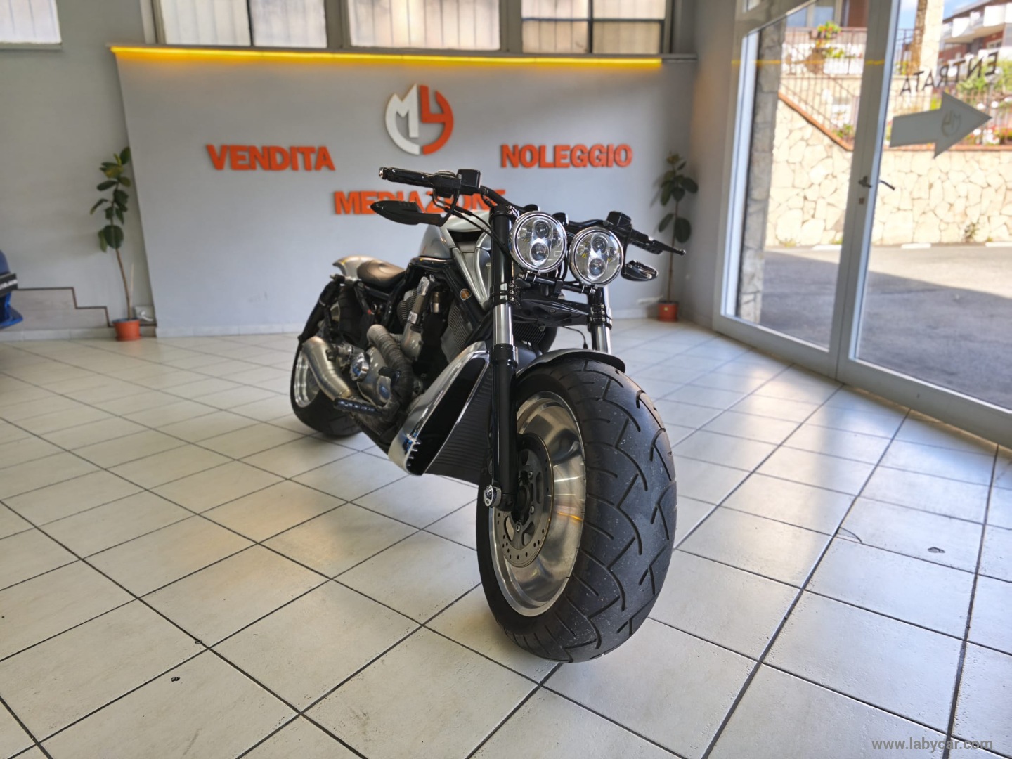VRSC V-Rod NIGHT ROD - immagine 7