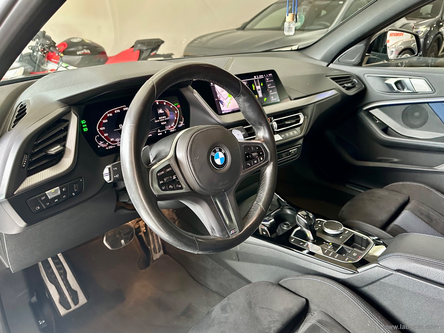 M 135i xDrive - immagine 7