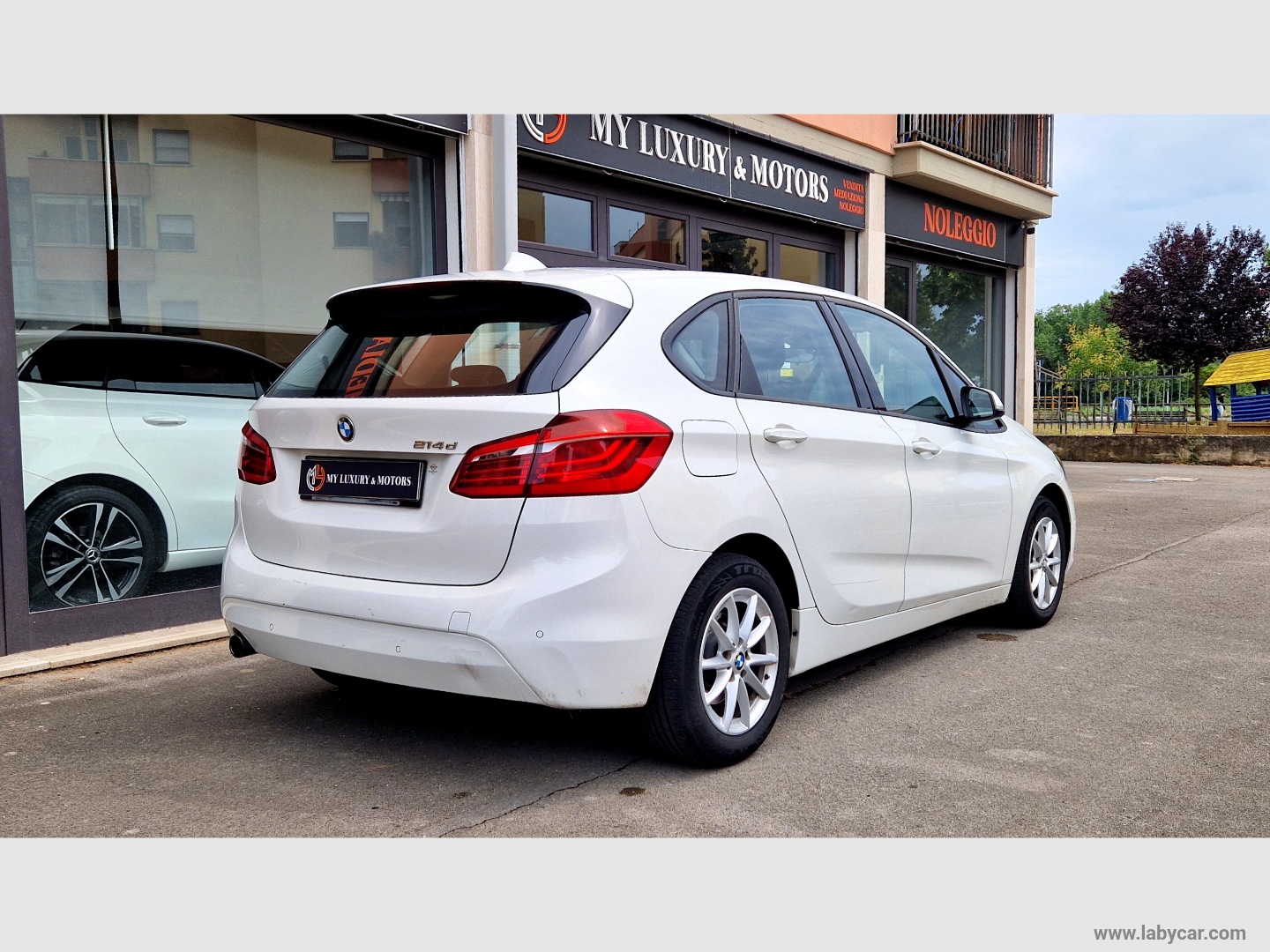 214d Active Tourer Advantage OK NEOPATENTATI - immagine 7