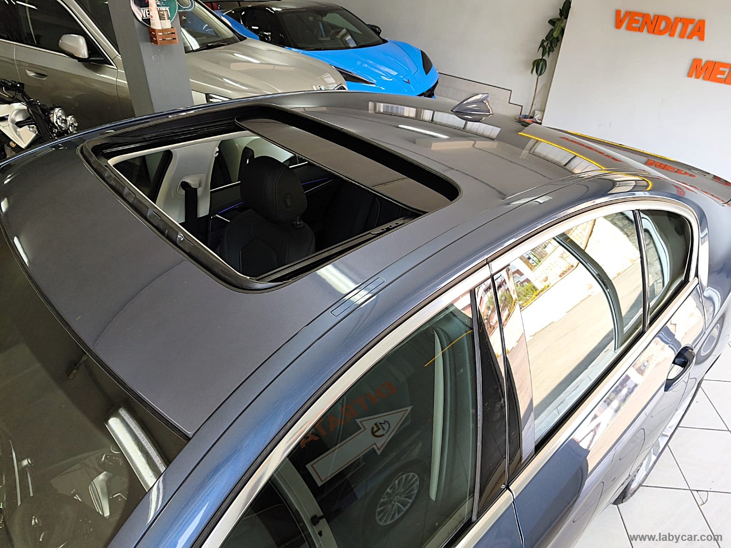 530d 48V LUXURY LINE 2022*24.000KM - immagine 7