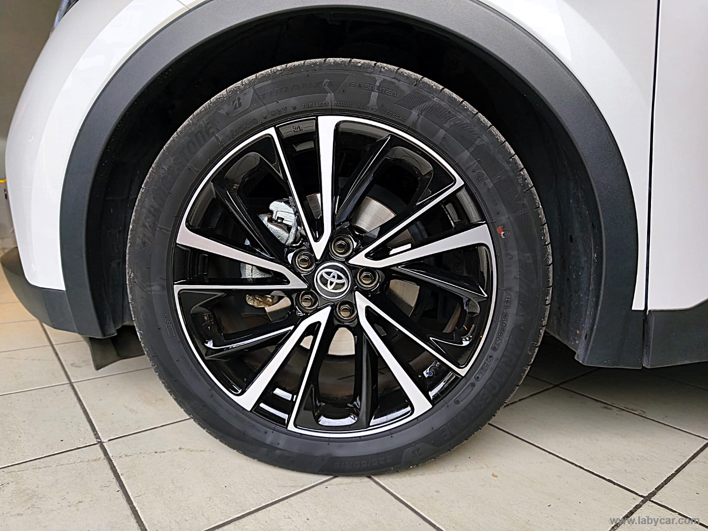 C-HR 1.8 Hybrid E-CVT Lounge 25.000KM*FULL - immagine 7