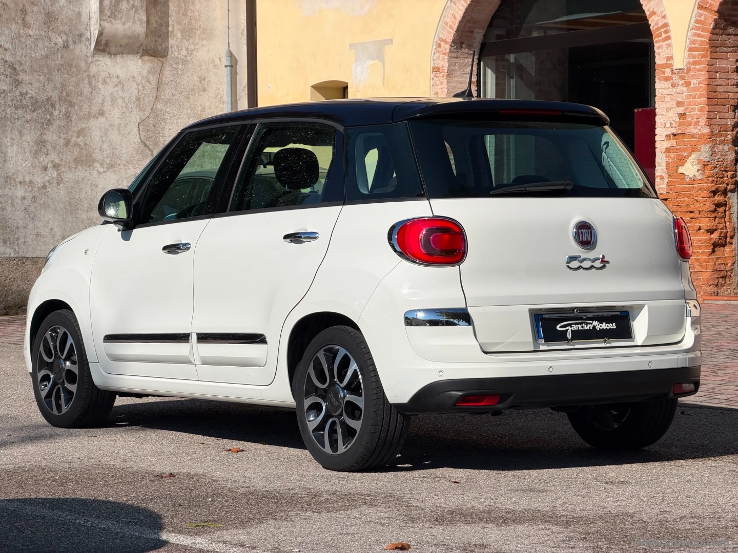 500L 1.4 95 CV S&S Mirror NEOPATENTATI-UNICO PROP. - immagine 7