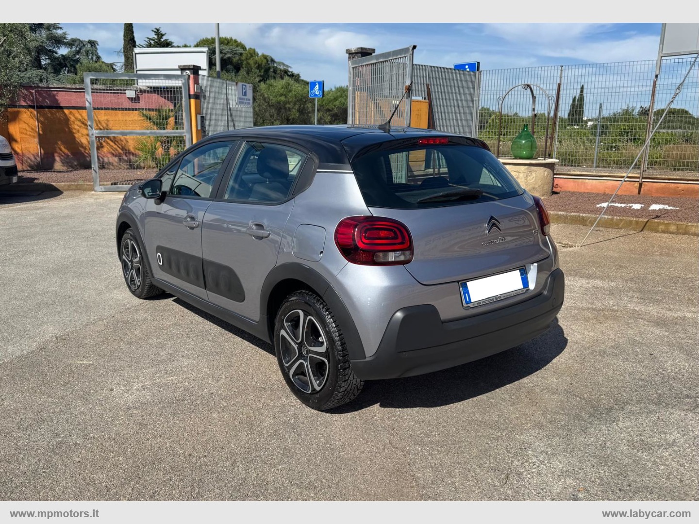 C3 SHINE AUTOMATICA 1.2 110CV - immagine 7