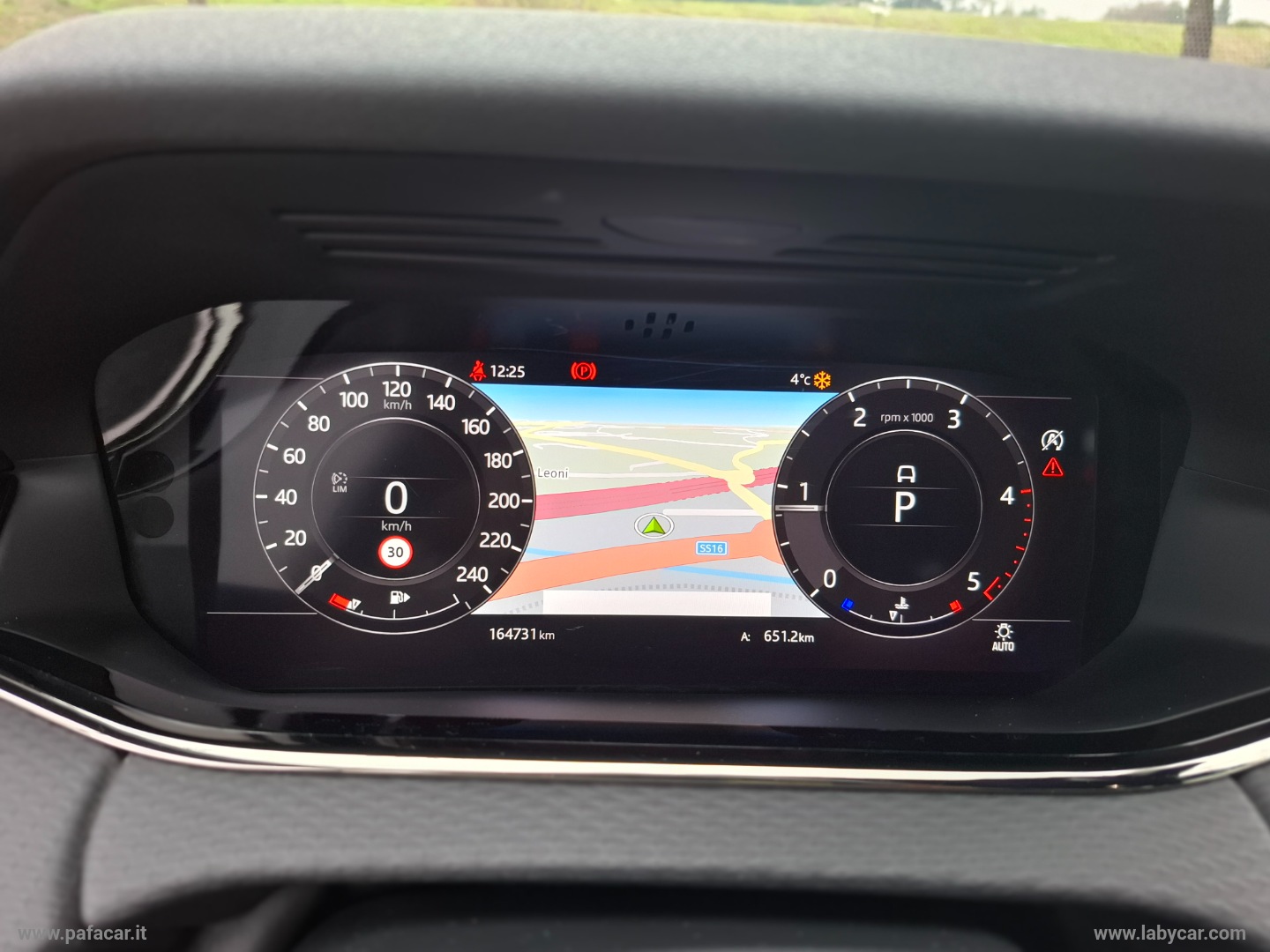 RR Evoque 2.0D L.Flw 150 CV R-Dynamic S - immagine 7