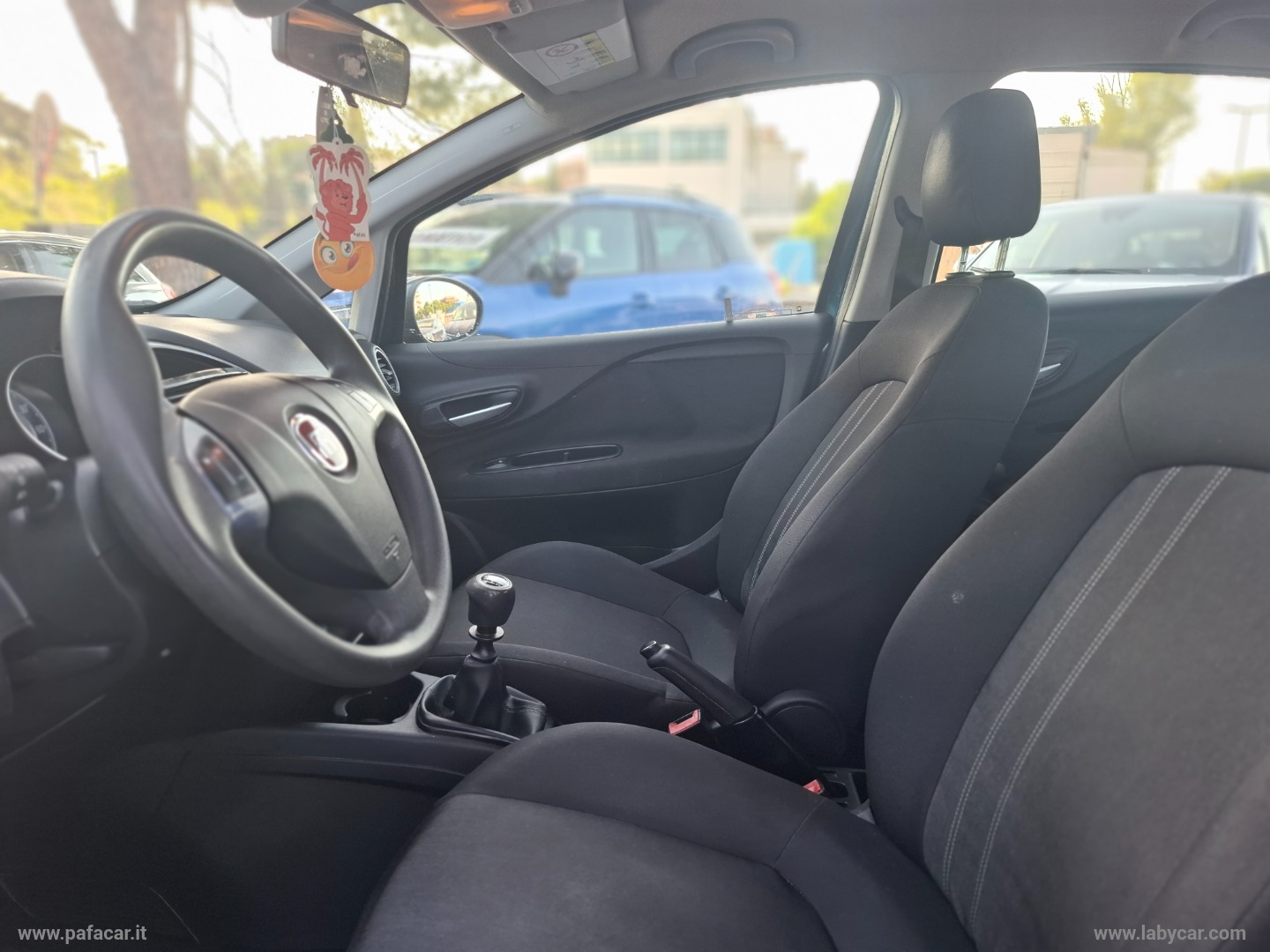 Punto 1.4 8V 5p. Natural Power Lounge - immagine 7