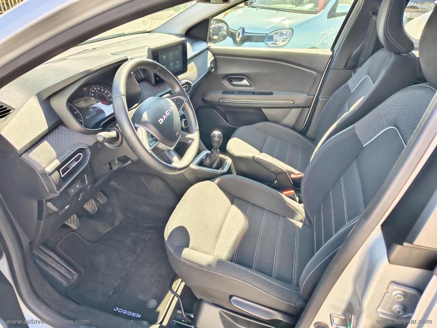 Jogger 1.0 TCe GPL 100CV 5 posti Extreme - immagine 7
