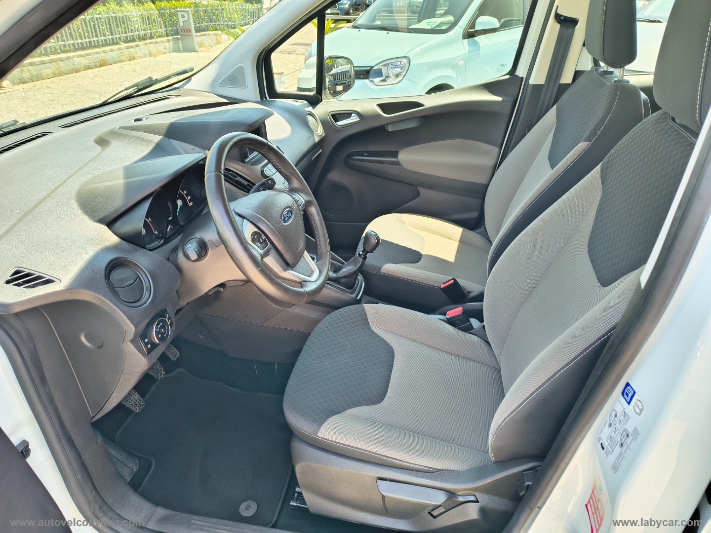 Tourneo Courier 1.5 TDCI 75 CV S&S Plus - immagine 7