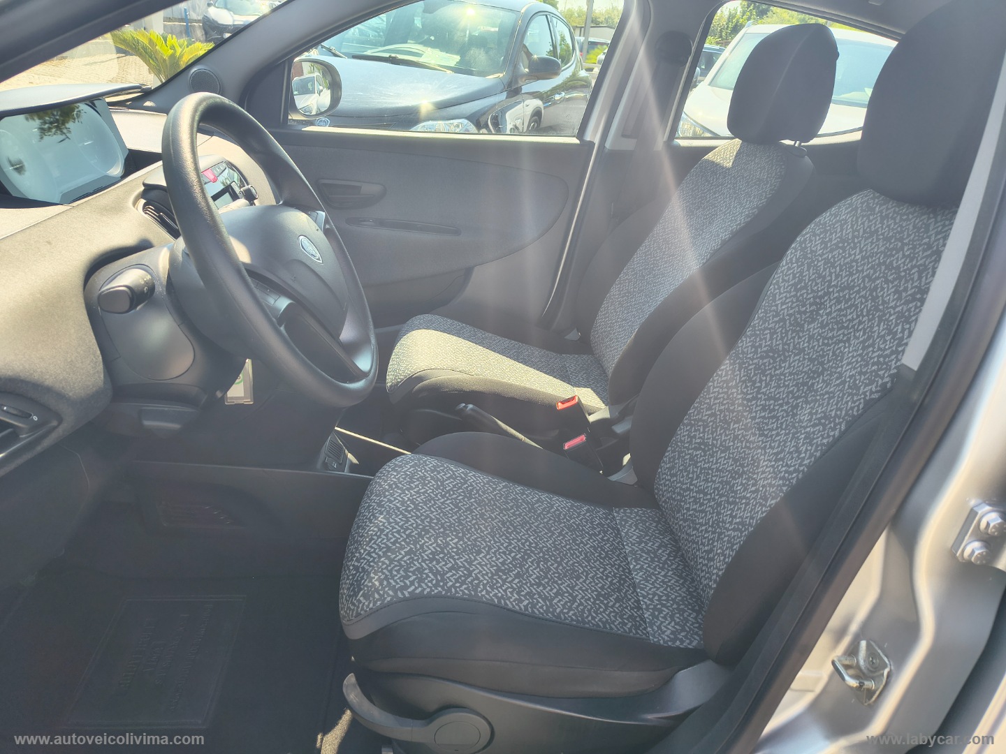 Ypsilon 1.2 69 CV 5p. S&S Elefantino Blu - immagine 7