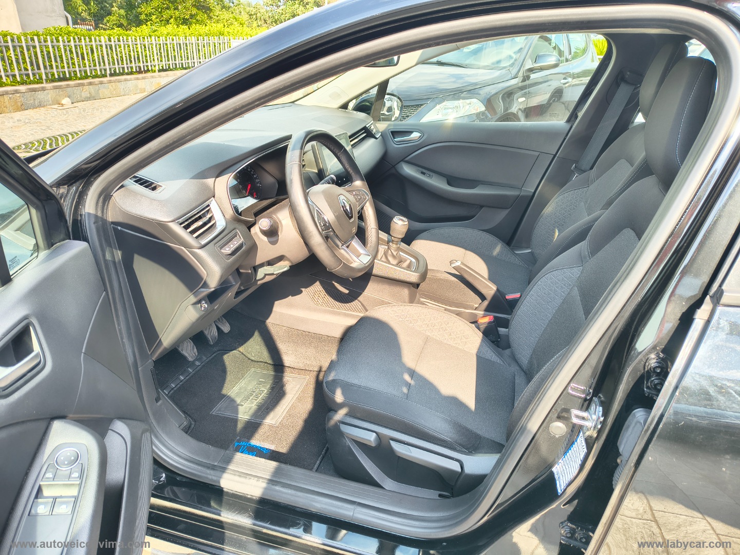 Clio TCe 100 CV GPL Business - immagine 7