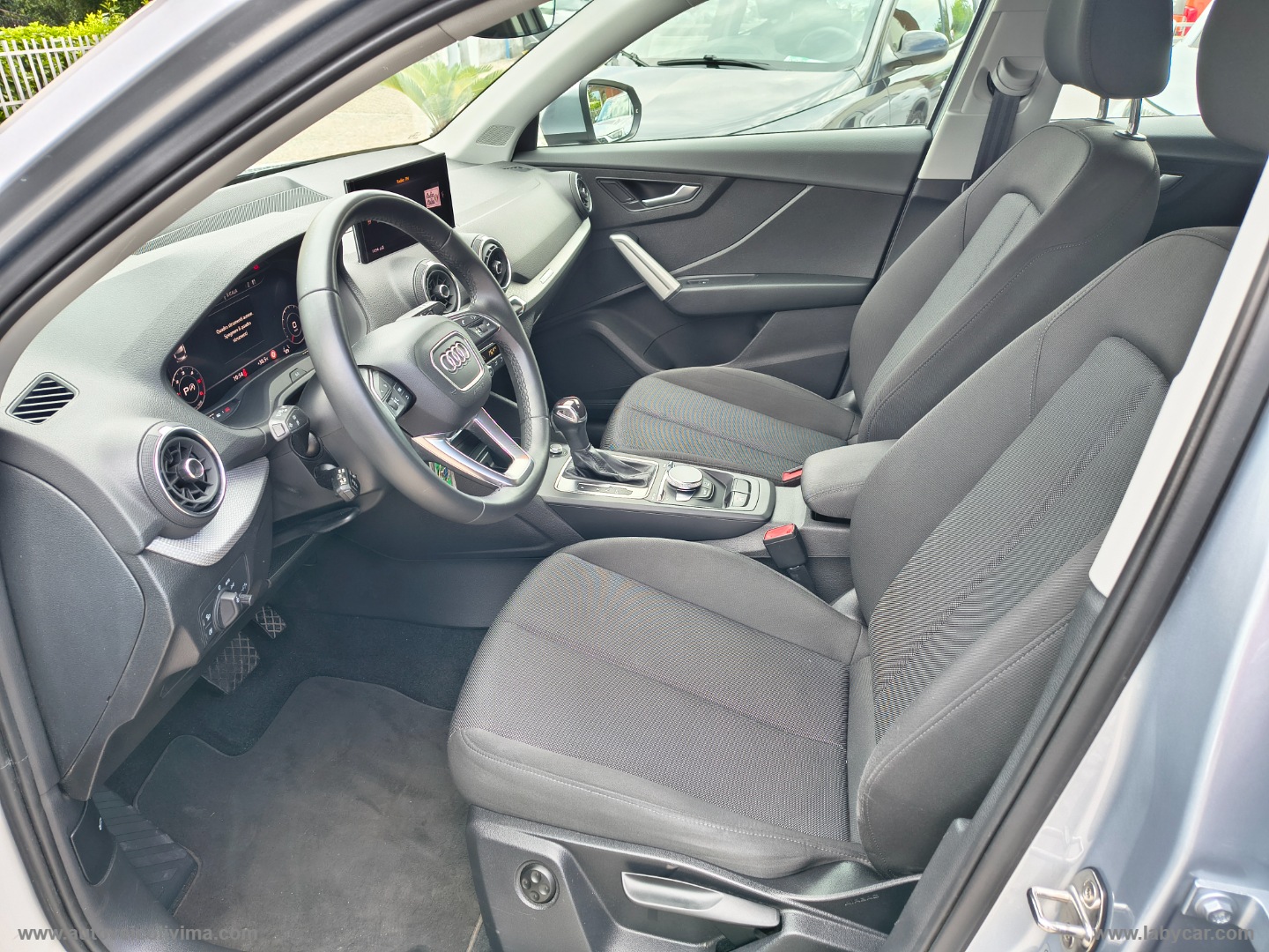 Q2 30 TDI S tronic Business Plus - immagine 7