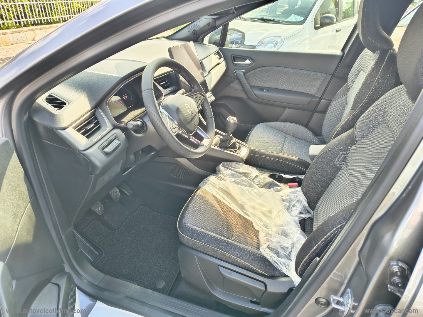 Captur Eco-G 120 CV Techno KM 0 ITALIA - immagine 7