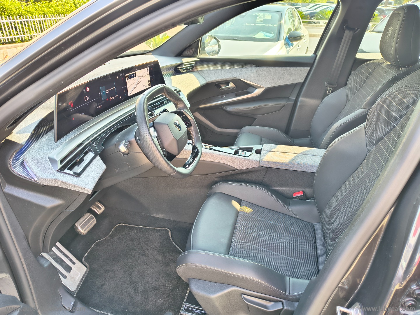 3008 Hybrid 145 e-DCS6 GT - immagine 7