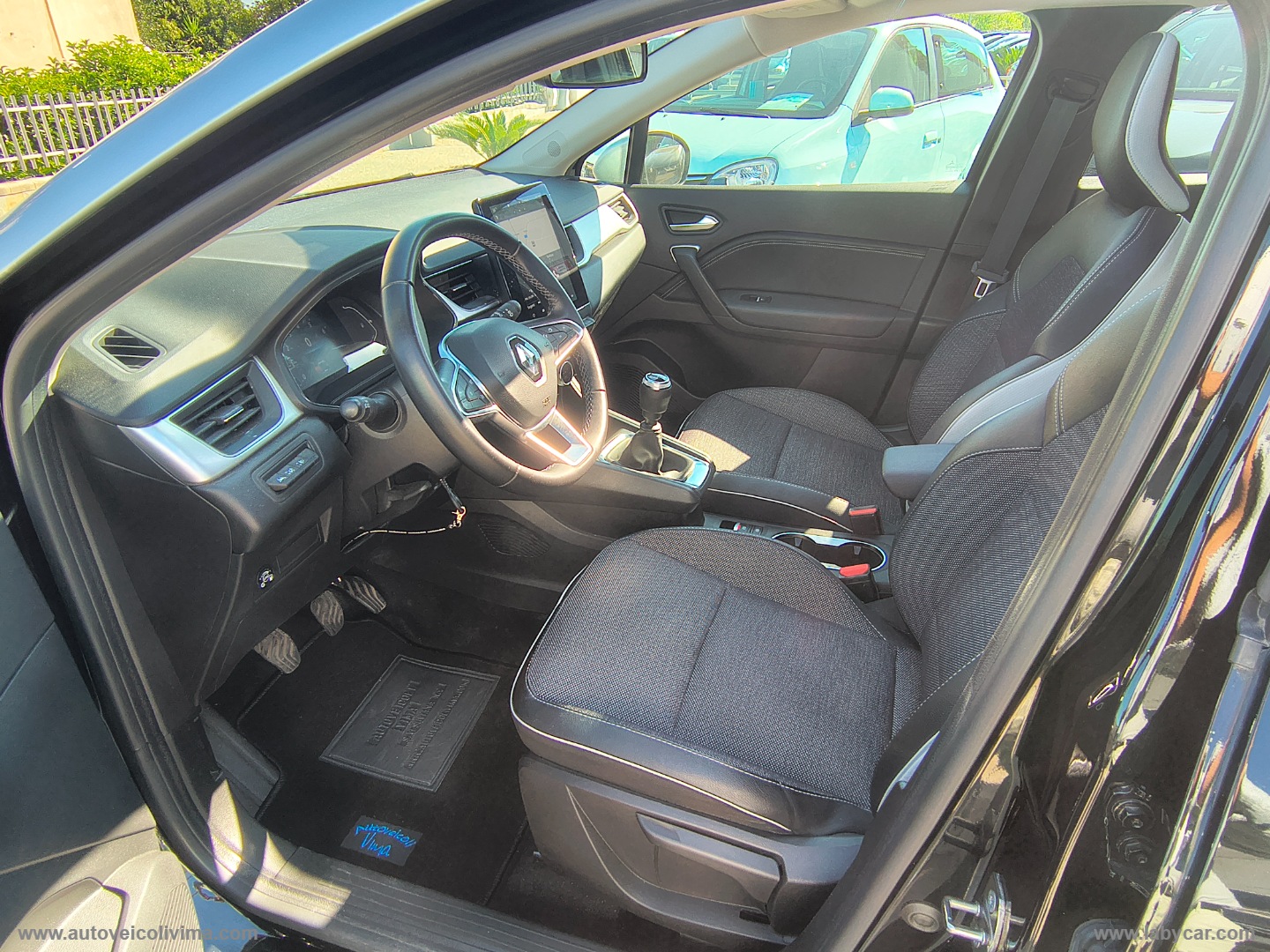Captur TCe 100 CV GPL Techno TETTO APRIBILE - immagine 7