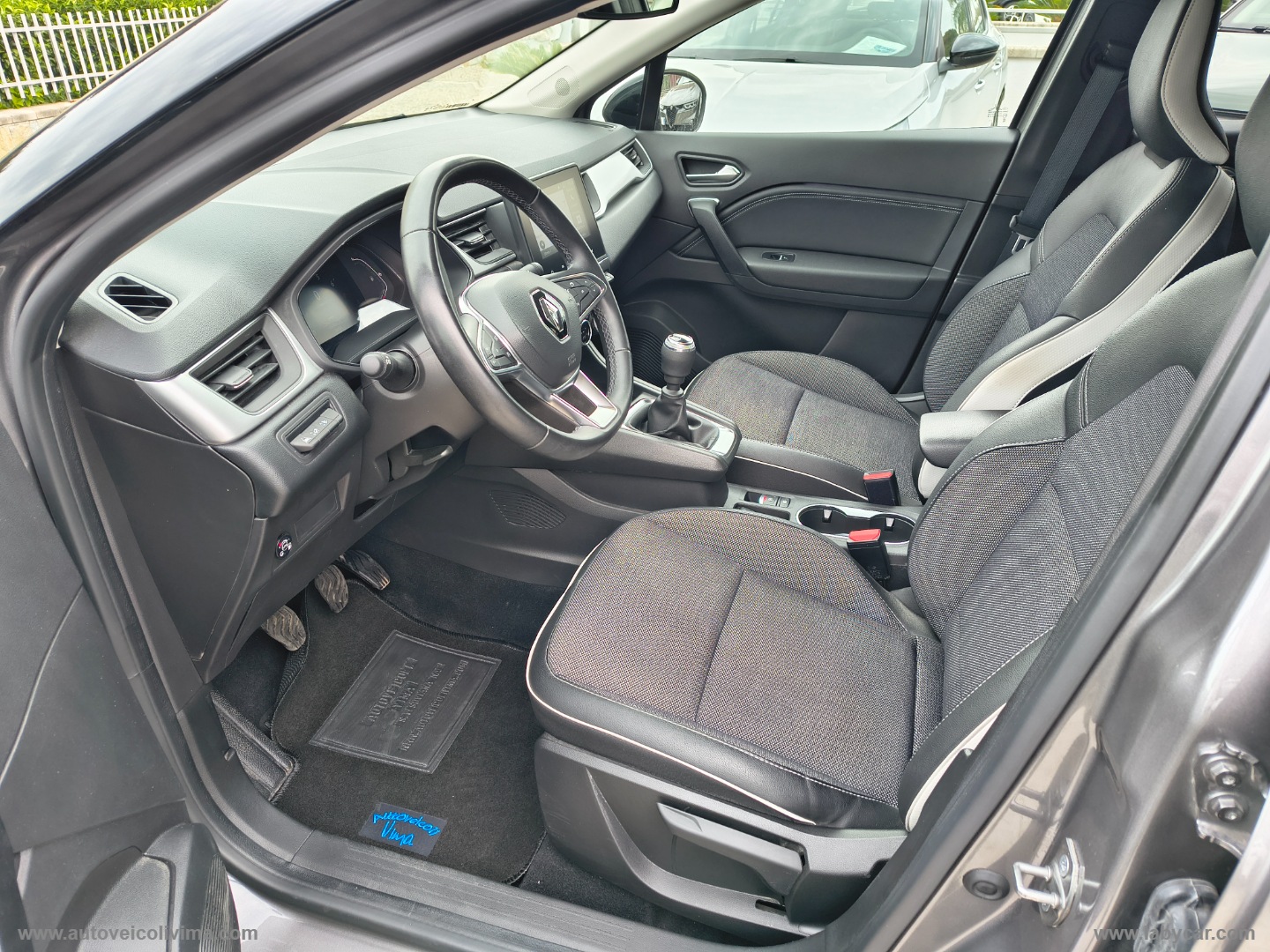 Captur TCe 100 CV GPL Techno - immagine 7