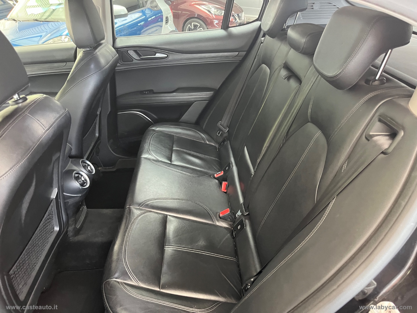 Stelvio 2.2 T.diesel 210 CV AT8 Q4 Exec. - immagine 7