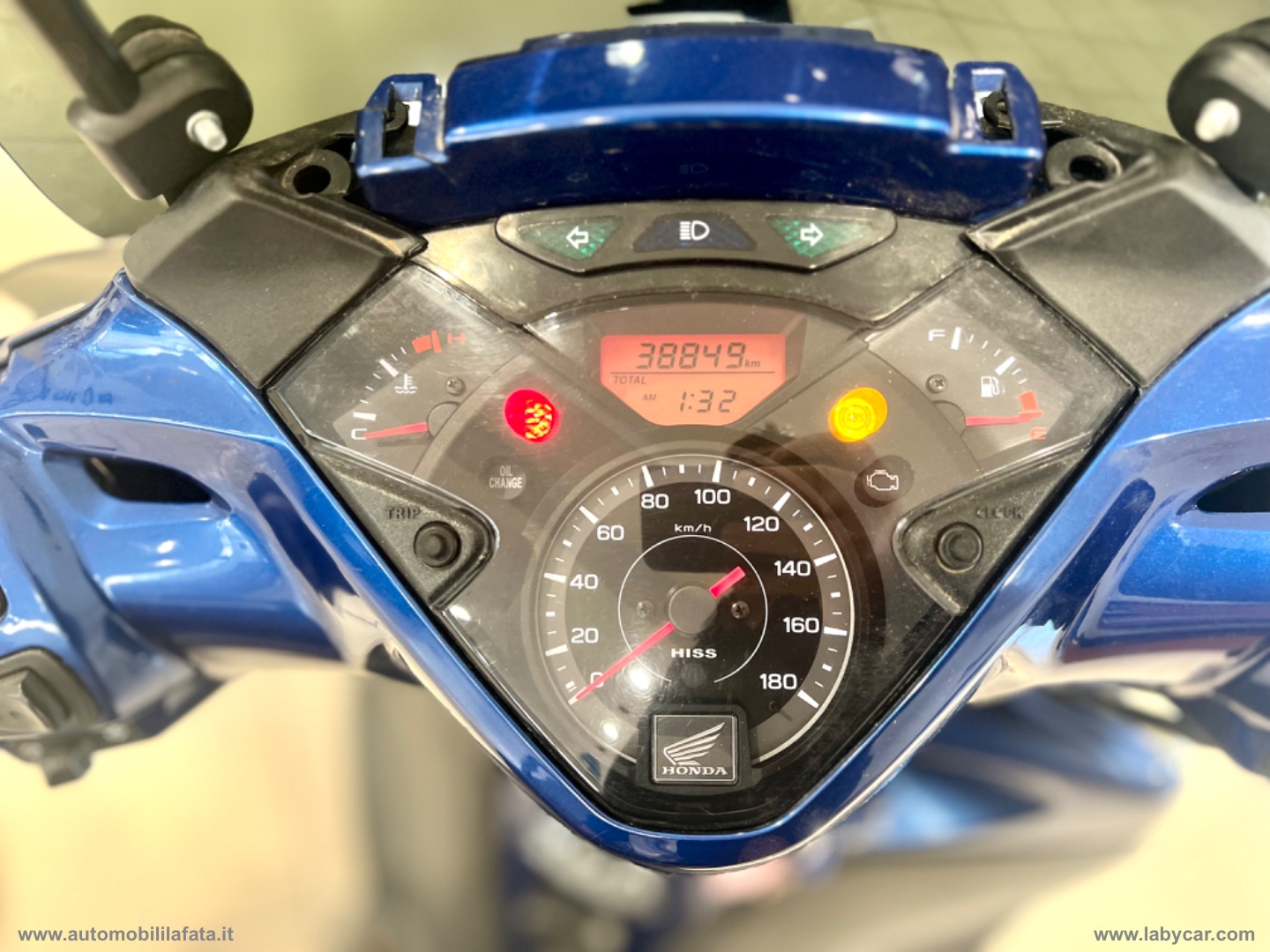 SH 300 CC 04/2011 38900 KM - immagine 7