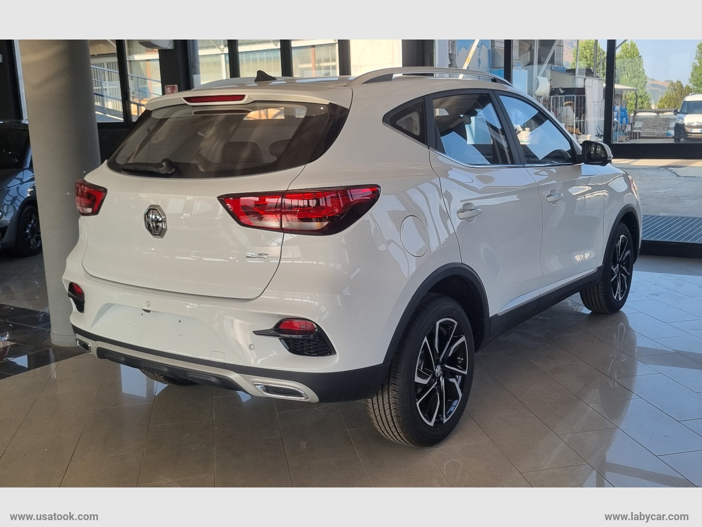 ZS 1.5 VTi-tech Luxury MG ZS 1.5 LUXURY KM0 - immagine 7