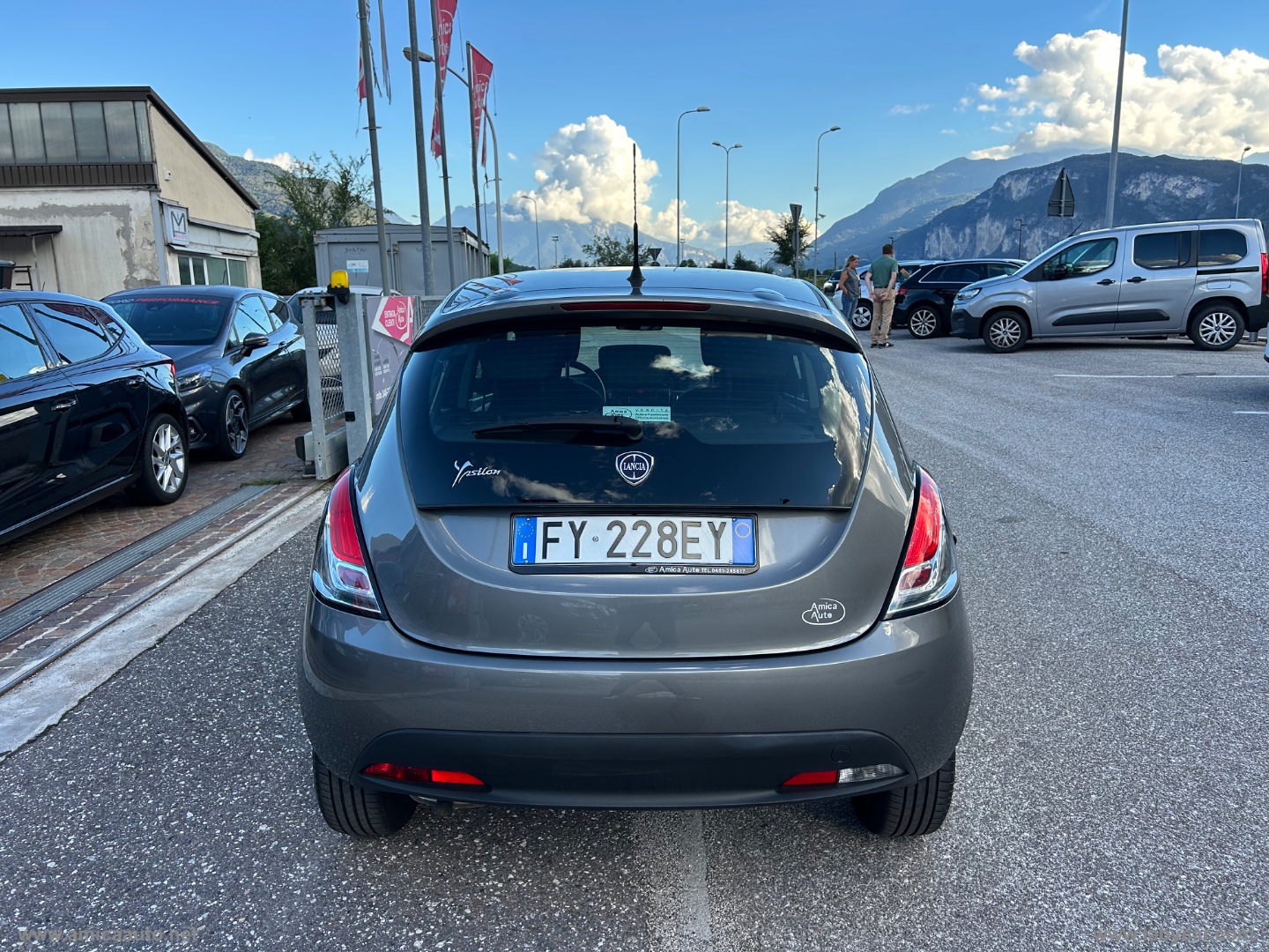 Ypsilon 1.2 69 CV 5p. S&S Elefantino Blu - immagine 7