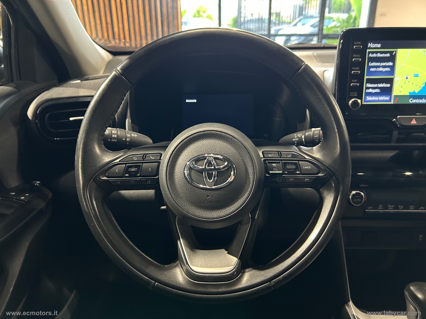 Yaris Cross 1.5 Hybrid 5p. E-CVT Busin. - immagine 7