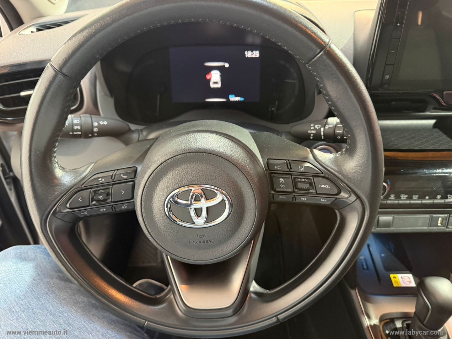 Yaris Cross 1.5 Hybrid 5p. E-CVT Prem. - immagine 7
