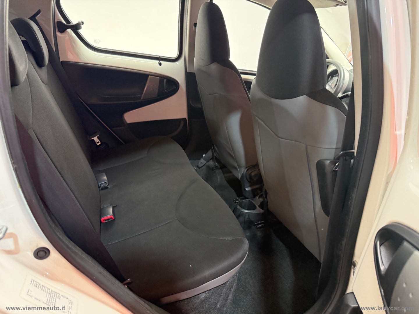 Aygo 1.0 VVT-i 5p. Now - immagine 7