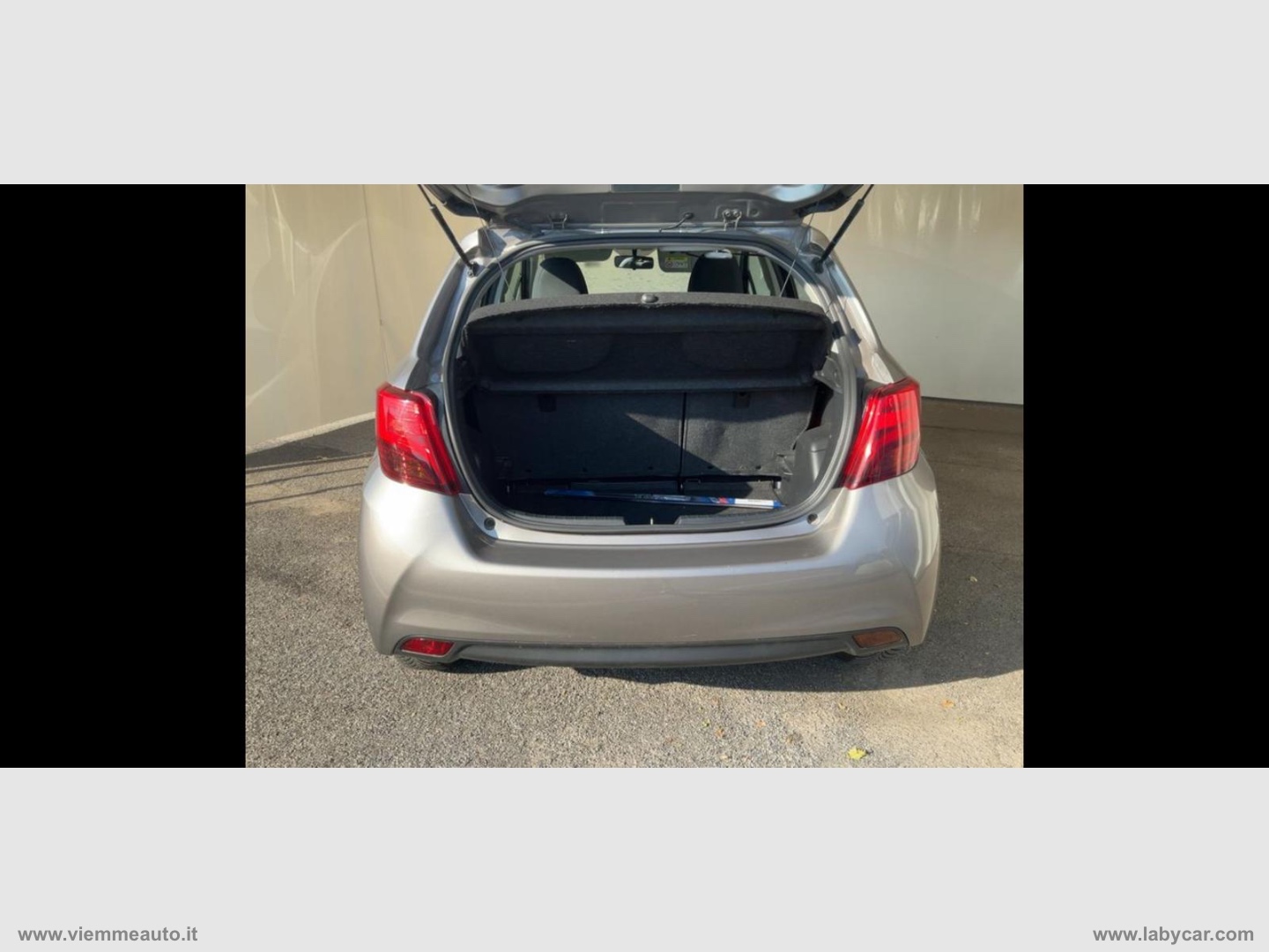 Yaris 1.3 5p. Lounge - immagine 7
