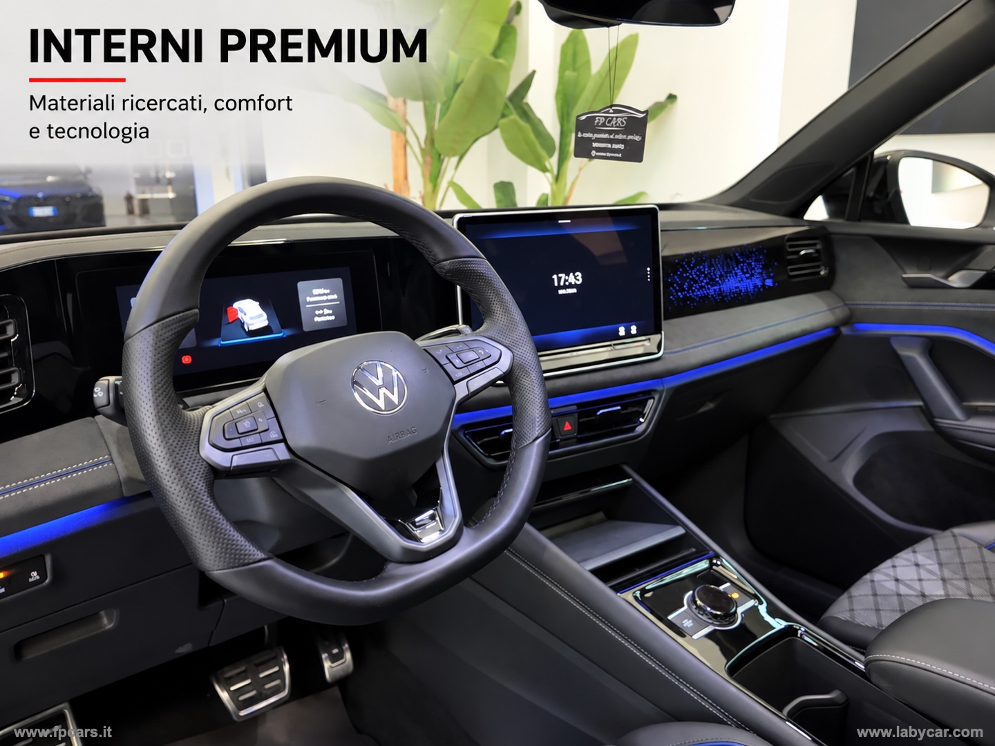 Tiguan 2.0 TDI 150 CV DSG R-Line Plus TETTO APRI. - immagine 7