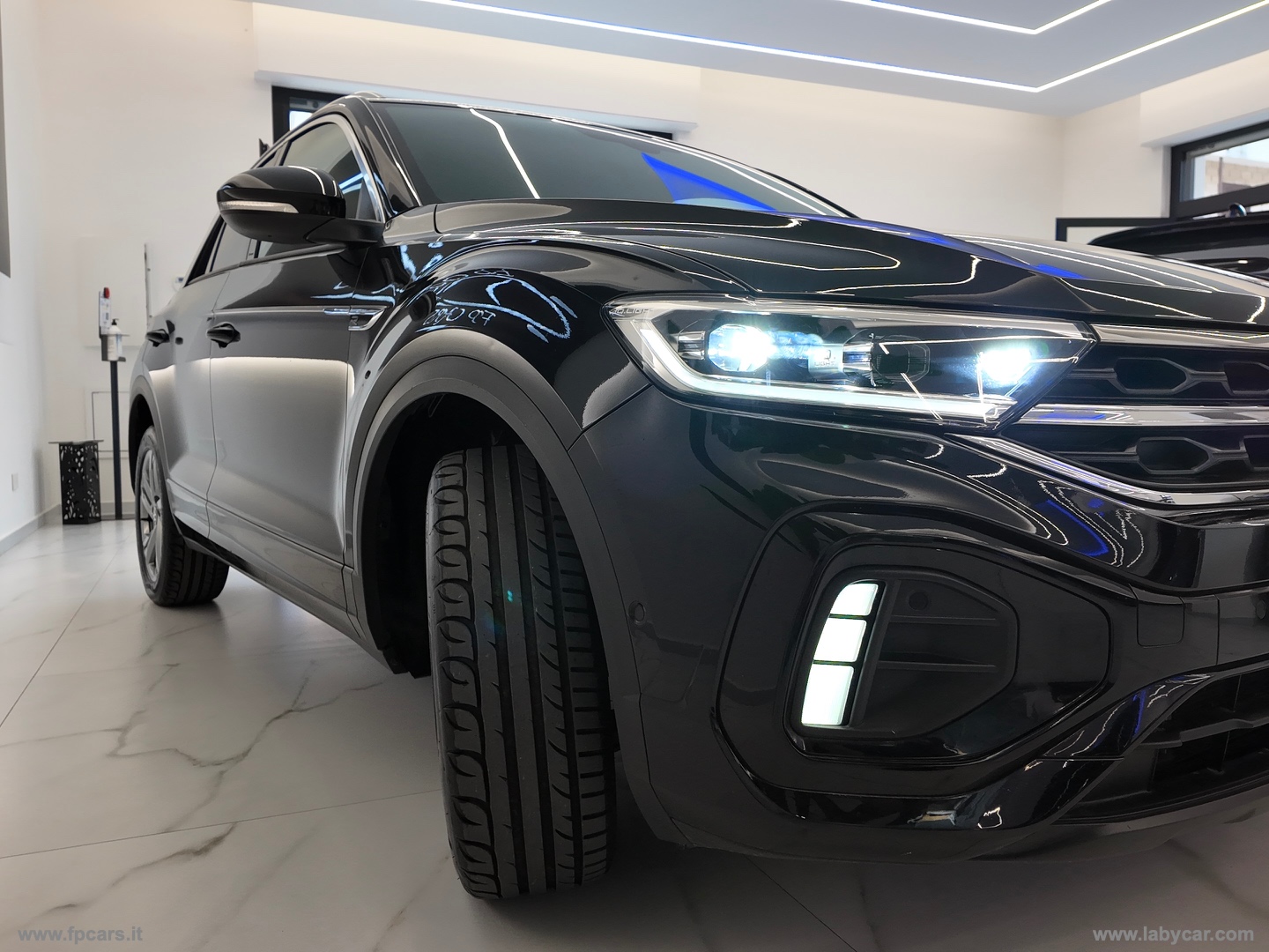 T-Roc 2.0 TDI SCR 150 CV DSG R-Line Plus - immagine 7