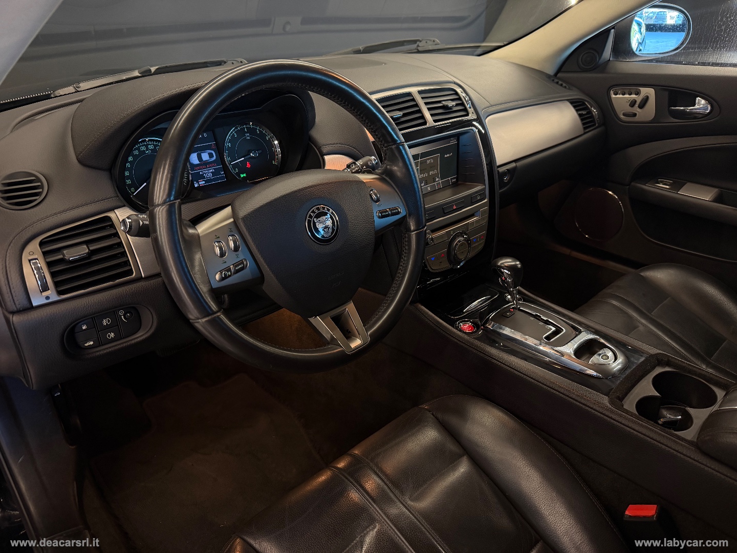 XK 4.2 V8 Coupé - immagine 7