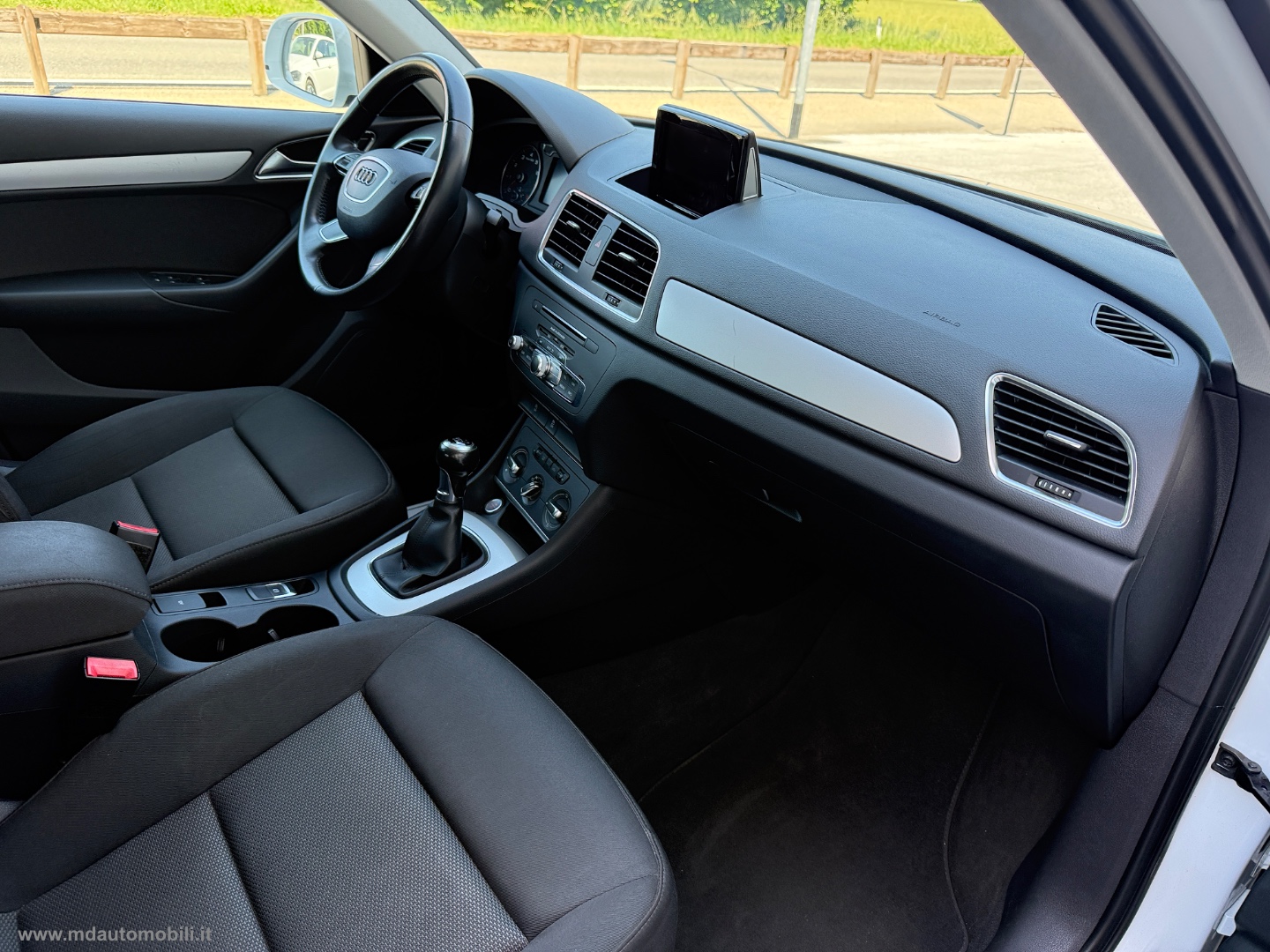 Q3 1.4 TFSI 125CV Business SOLO KM.107000 - immagine 7