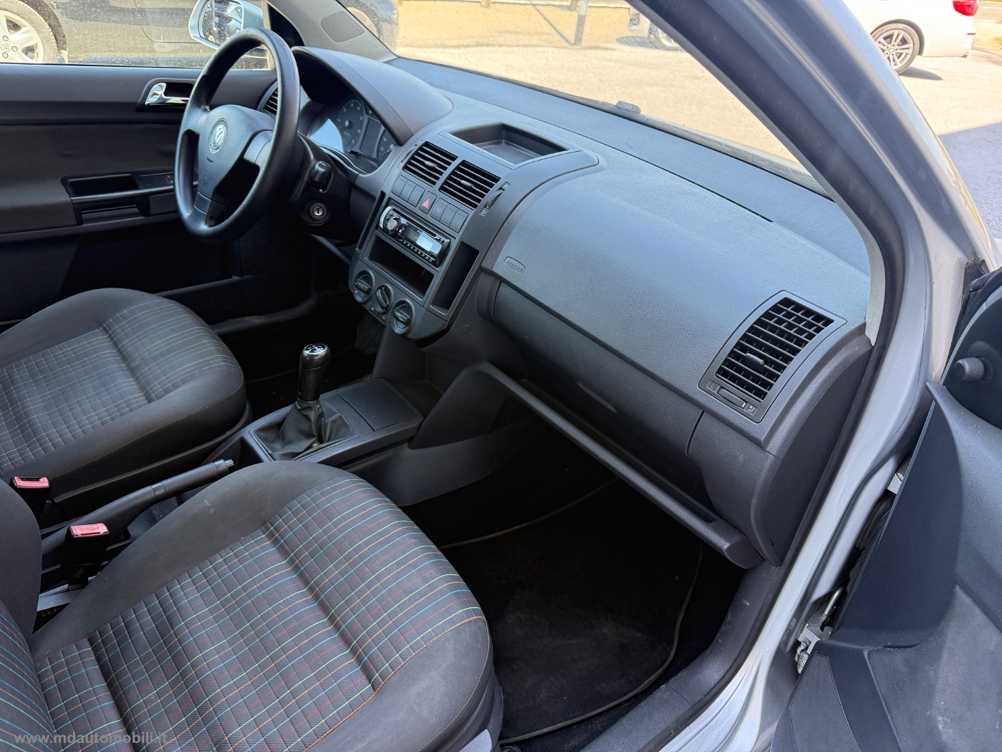 Polo 1.2 12V 70CV 5p. Comfortline SOLO KM.118000 - immagine 7