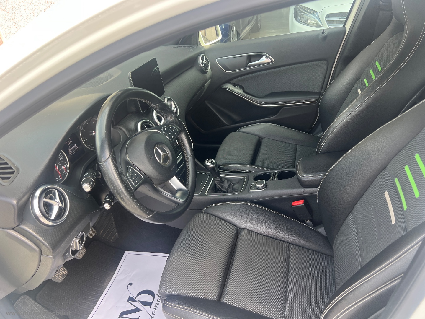 A 180 d Premium PACK AMG - immagine 7