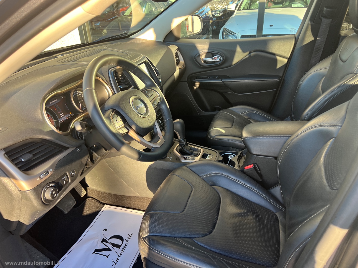 Cherokee 2.0 Mjt II 170 CV 4WD AD.I Lim. SOLO KM.127000 - immagine 7