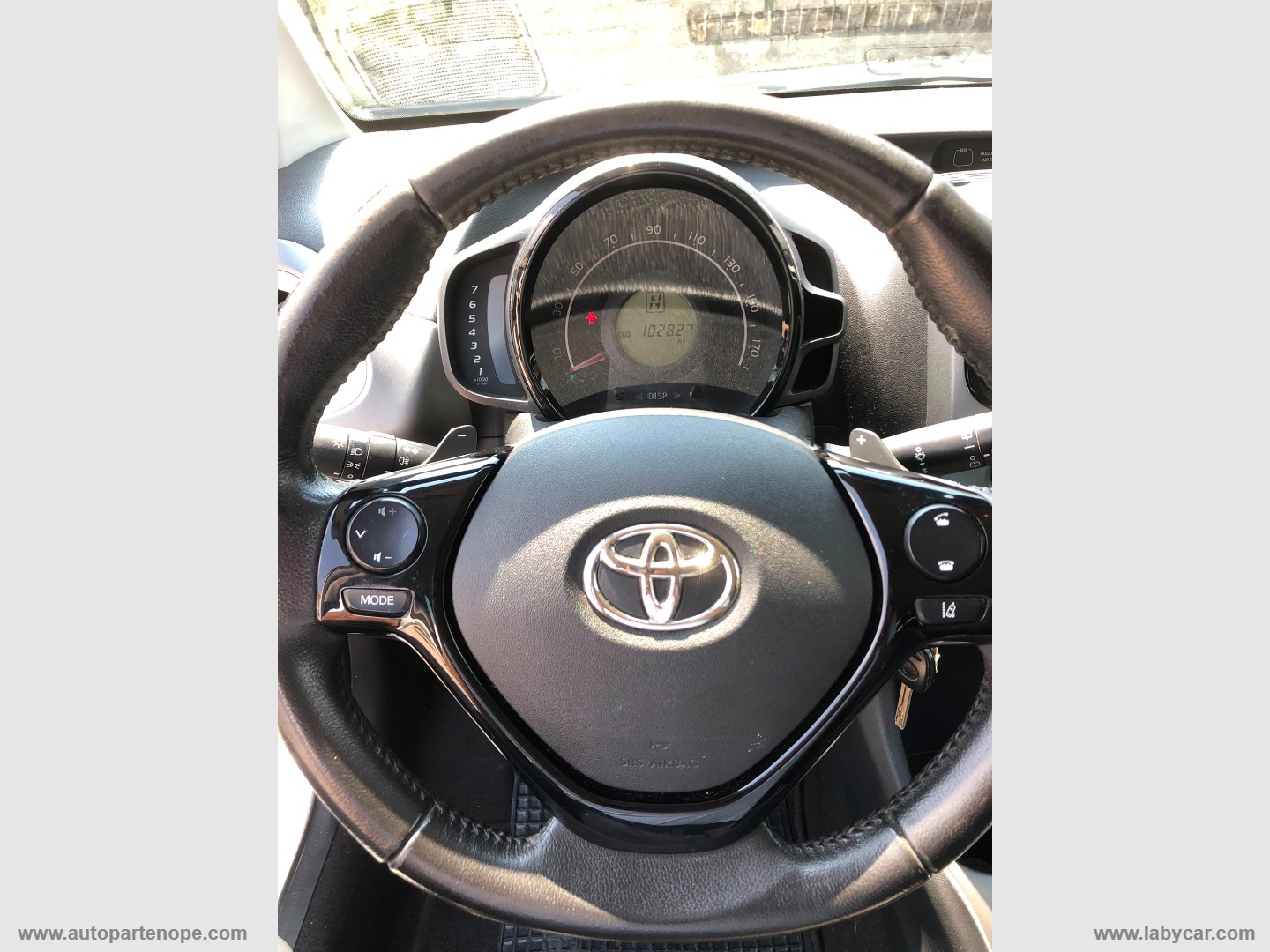 Aygo Connect 1.0 VVT-i 72 CV 5p. x-play - immagine 7