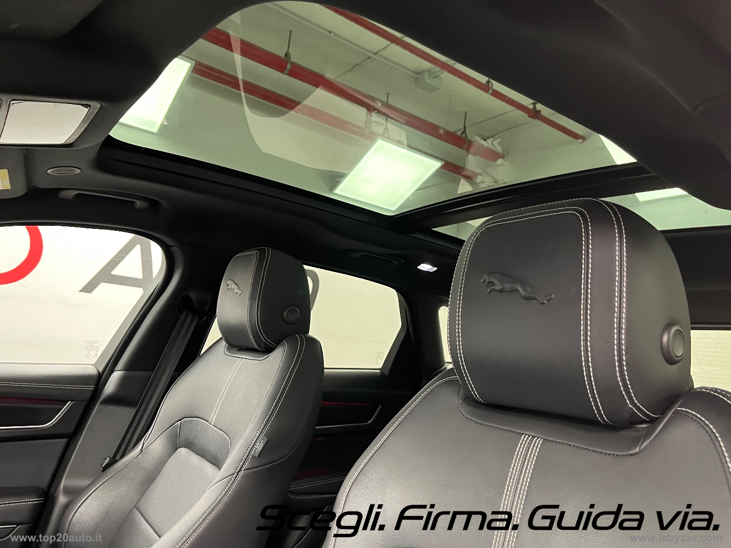 F-Pace 2.0 250 CV AWD aut. R-Dyn. Black EDITION - immagine 7