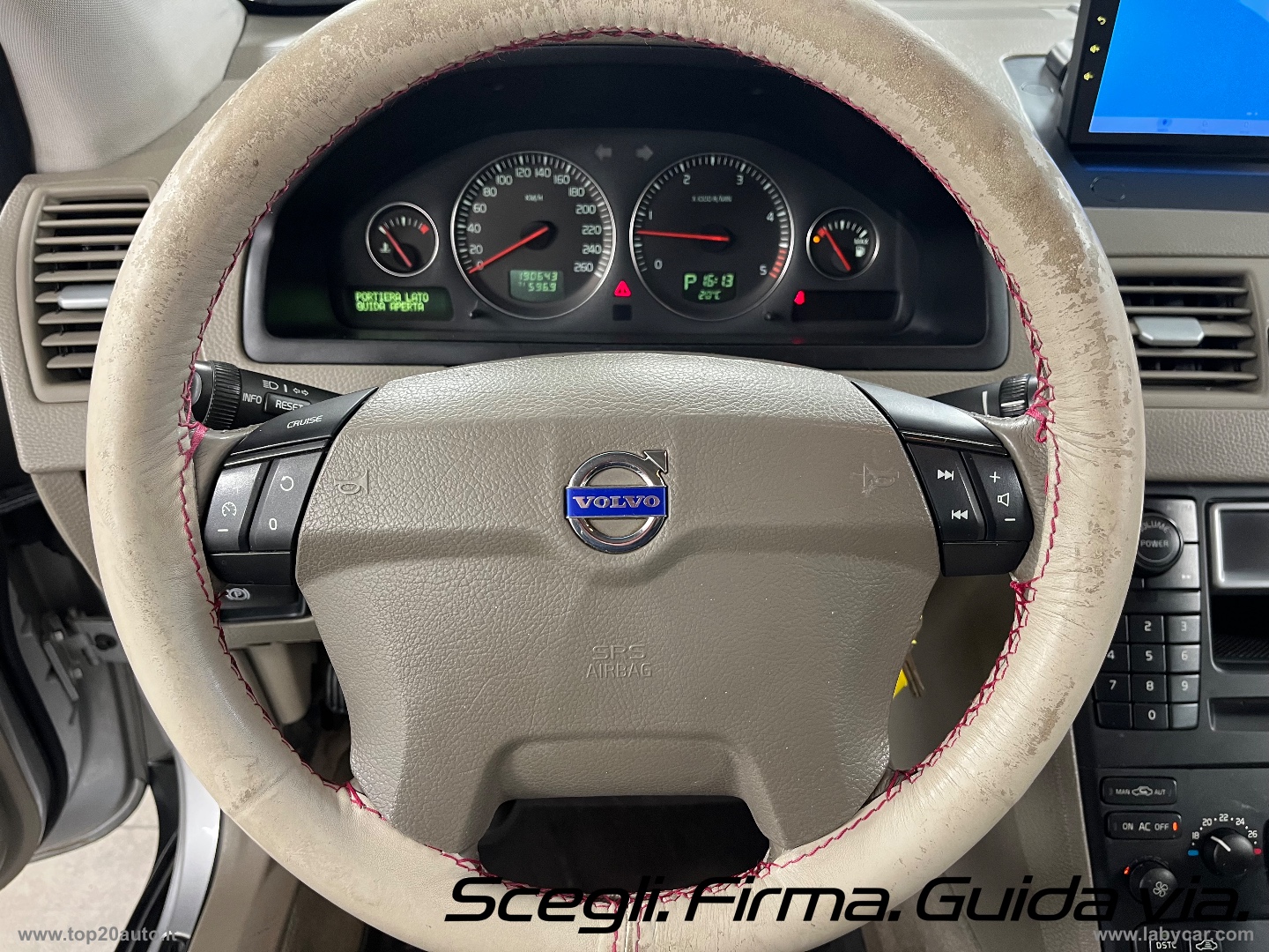 XC90 2.4 D5 aut. AWD Executive|UNICO PROPRIETARIO|ISCRZ. CVS - immagine 7