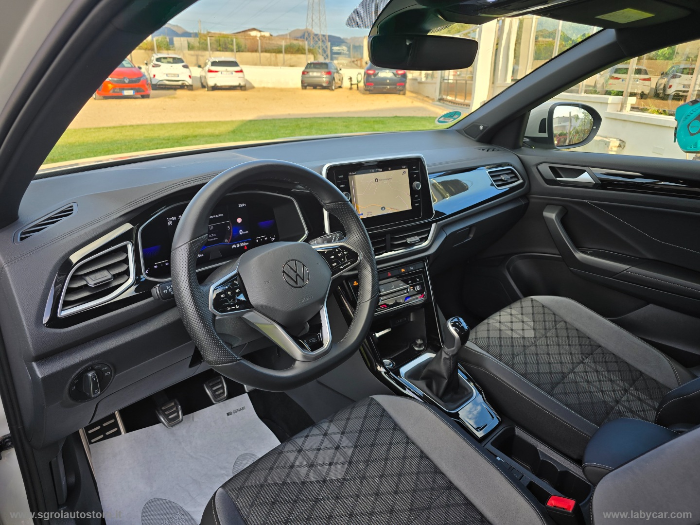 T-Roc 2.0 TDI SCR R-Line - immagine 7