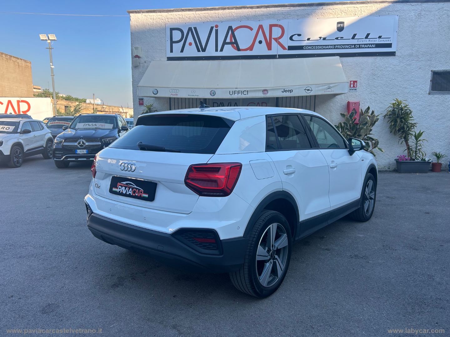 Q2 30 TDI S tronic Identity Black - immagine 7