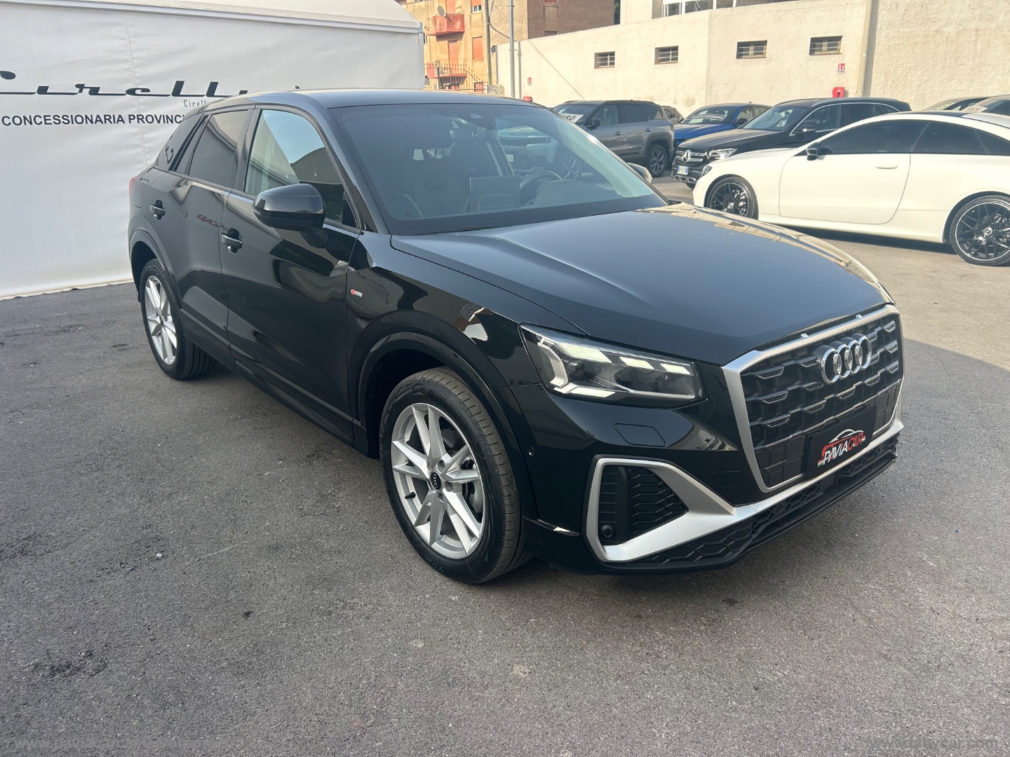 Q2 35 TFSI S tronic Identity Black - immagine 7