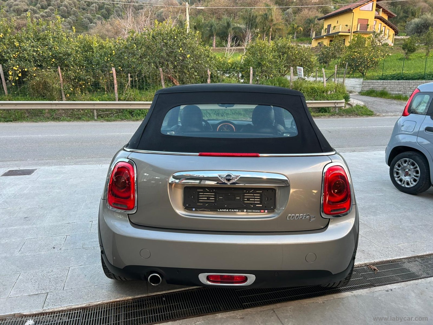 Mini Cooper D Cabrio - immagine 7