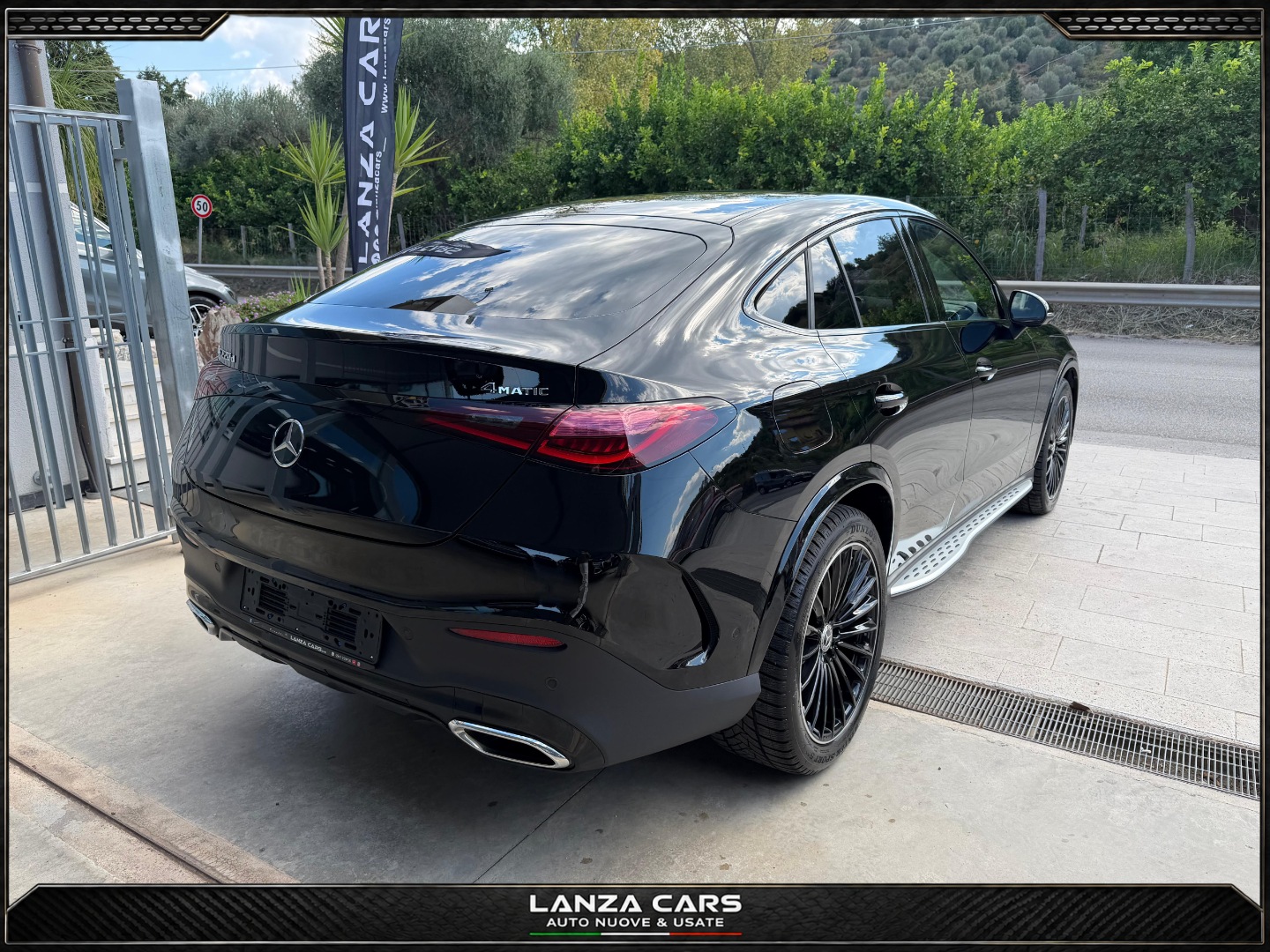 GLC 220 d 4Matic AMG Line Premium Plus - immagine 7
