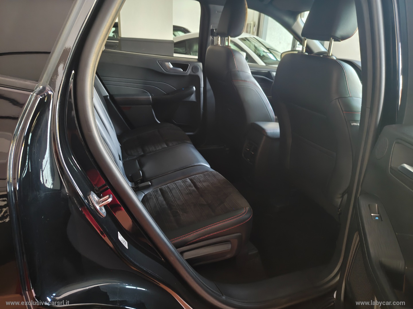 Kuga 1.5 EcoBl. 120CV aut. 2WD ST-Line X - immagine 7