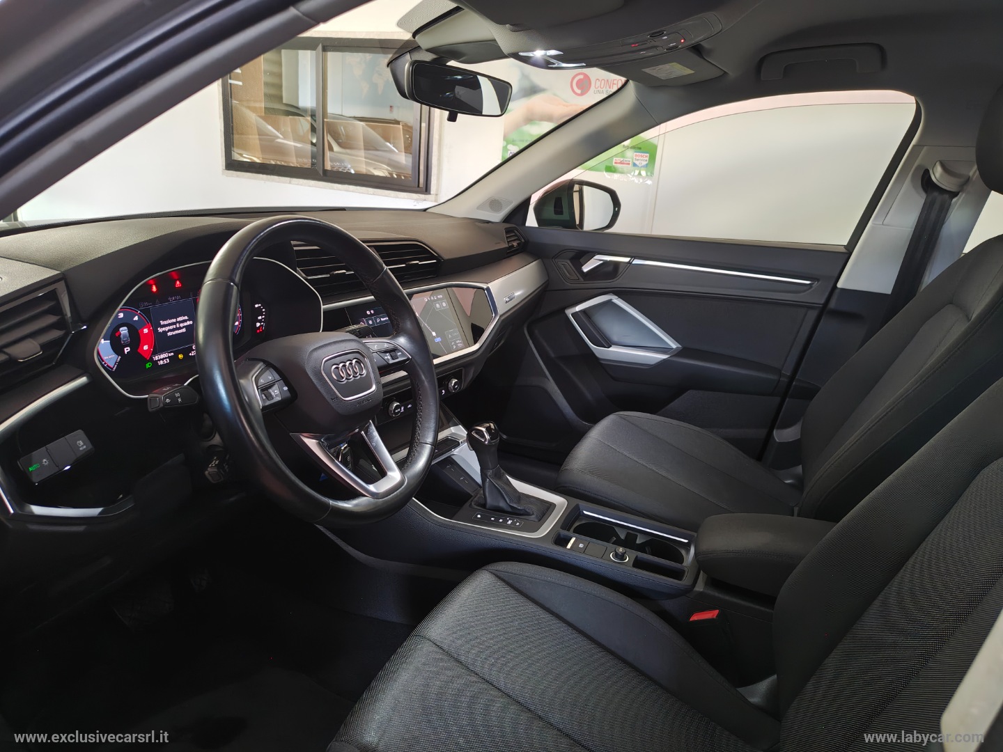 Q3 35 TDI S tronic Business - immagine 7