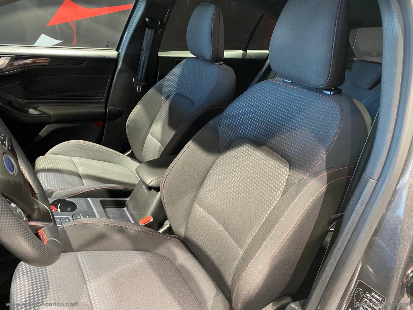 Focus 1.5 120CV aut. ST Line - immagine 7