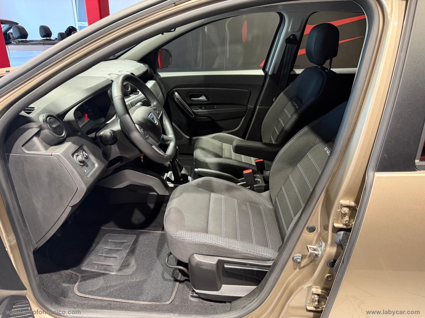 Duster 1.0 TCe 100 CV 4x2 Prestige - immagine 7