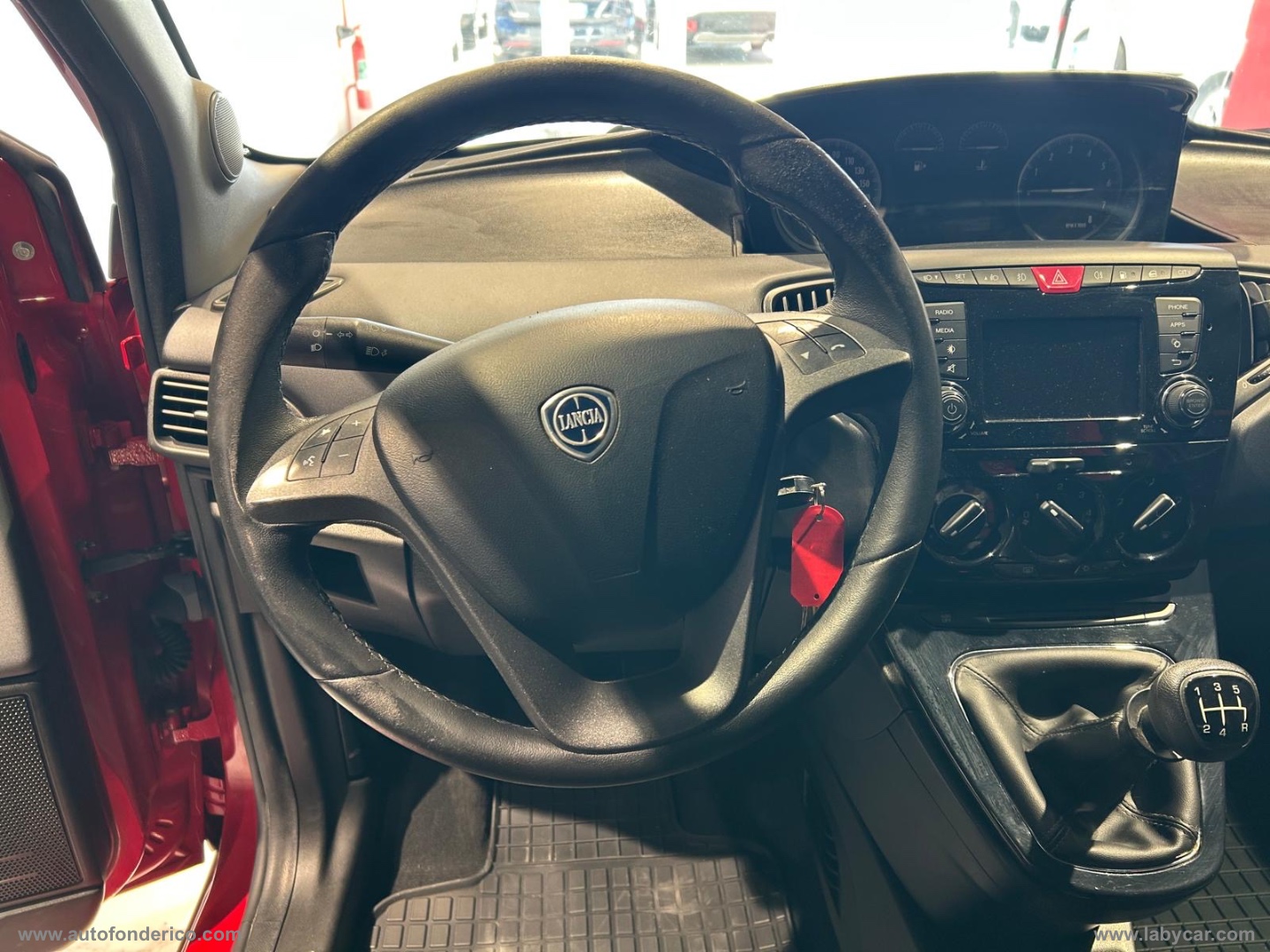 Ypsilon 1.2 69 CV 5p. GPL Ecochic Gold - immagine 7