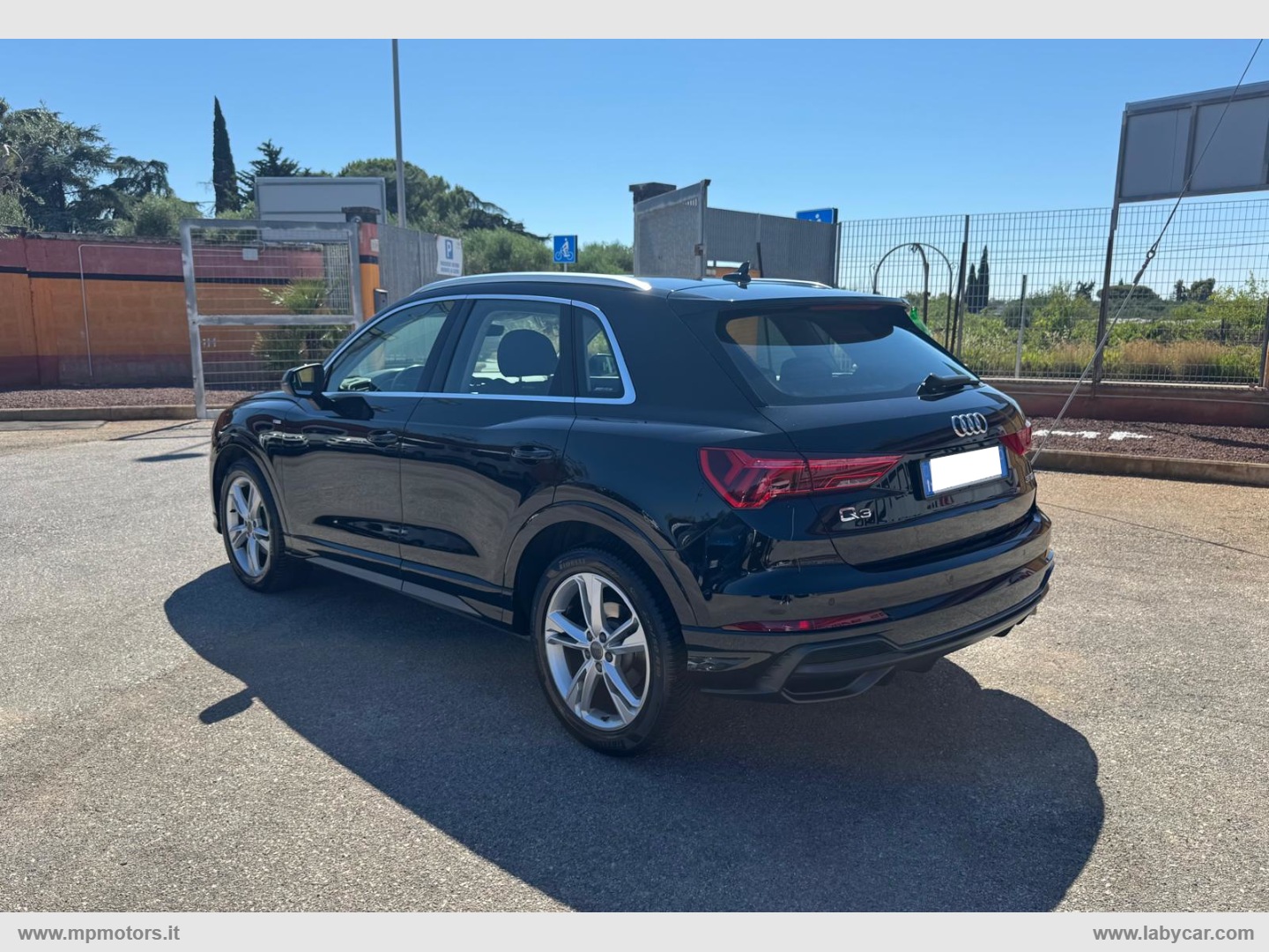 Q3 S-LINE 2.0 TDI 150CV S TRONIC AUTOMATICA - immagine 7