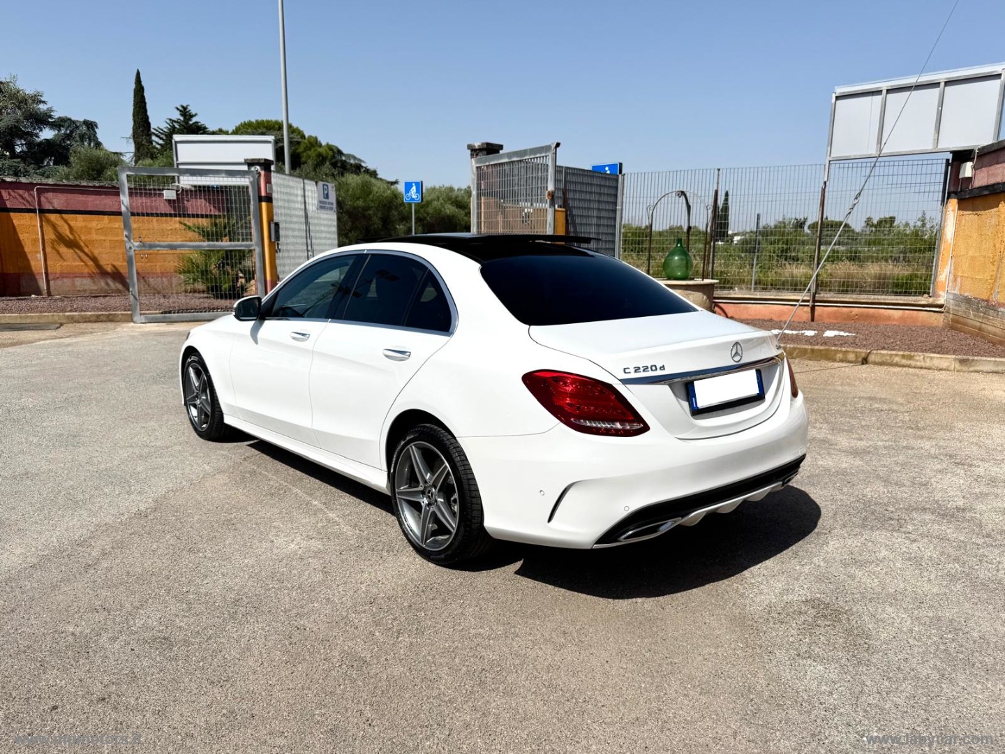 C 220 PREMIUM PLUS AMG 2.2 170CV 4MATIC AUTOMATICA - immagine 7